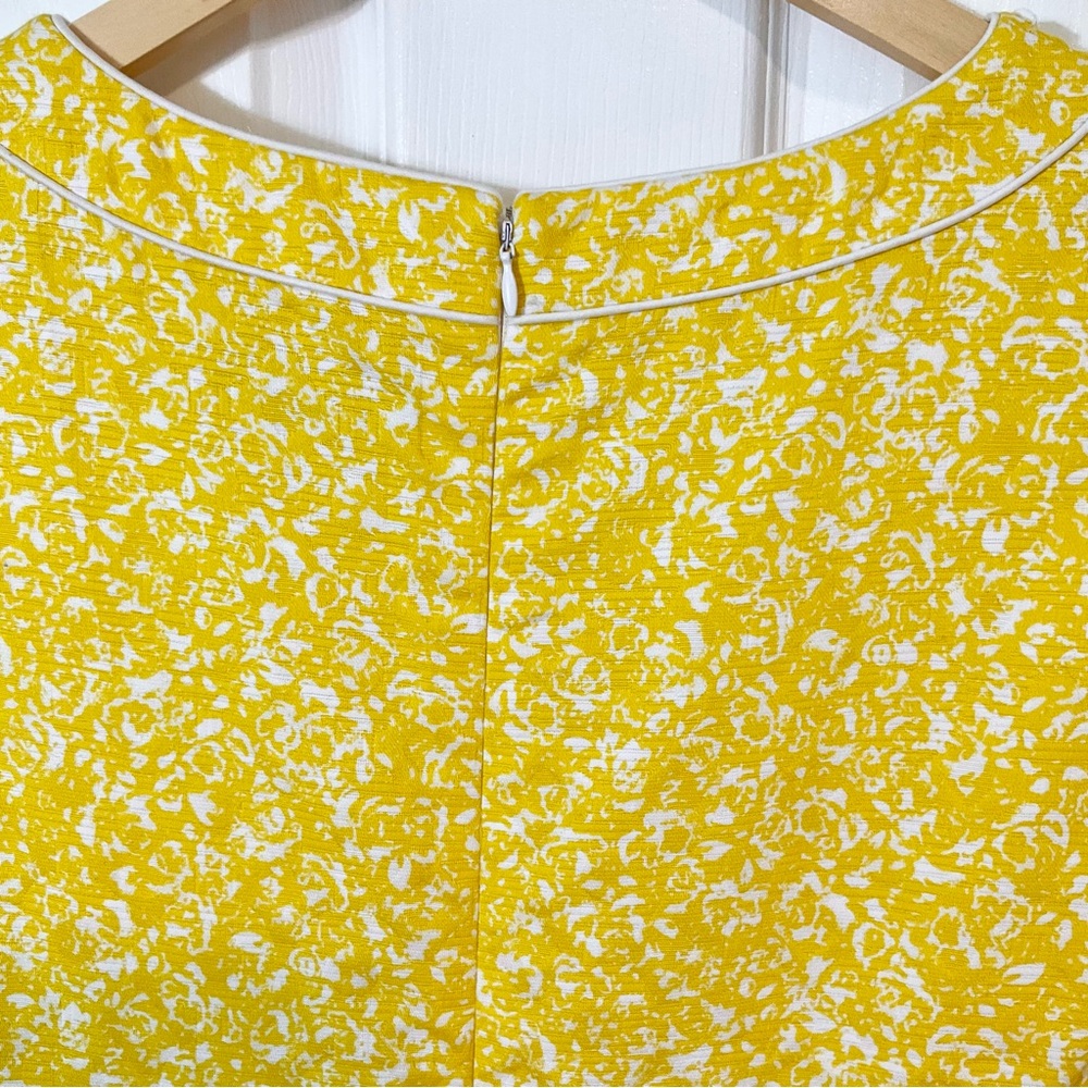 Tahari Arthur S. Levine Sunny Yellow & White Sheath Dress Beaded Necklin… - Picture 7 of 12